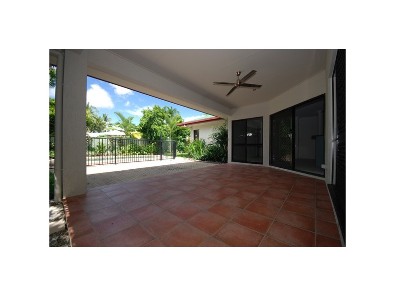 25 Castor Street, Clifton Beach QLD 4879