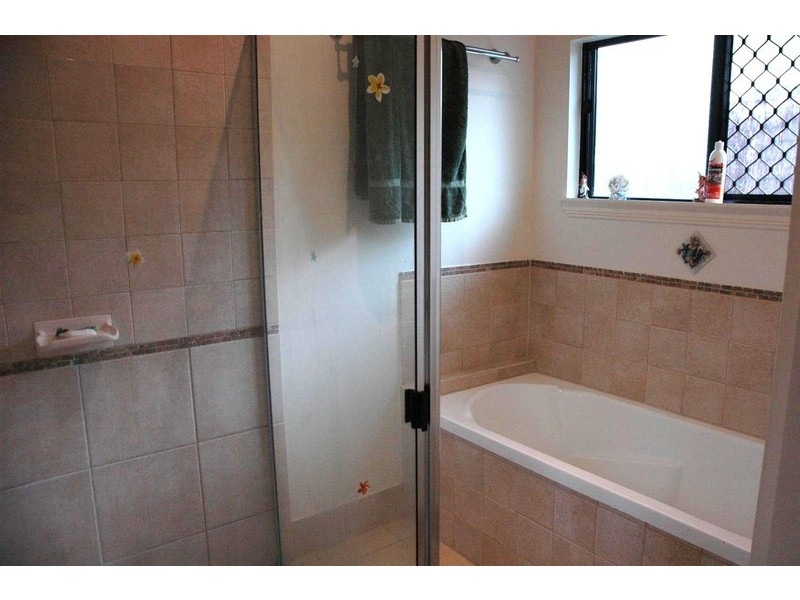 1 Waterlilly Street, Kewarra Beach QLD 4879