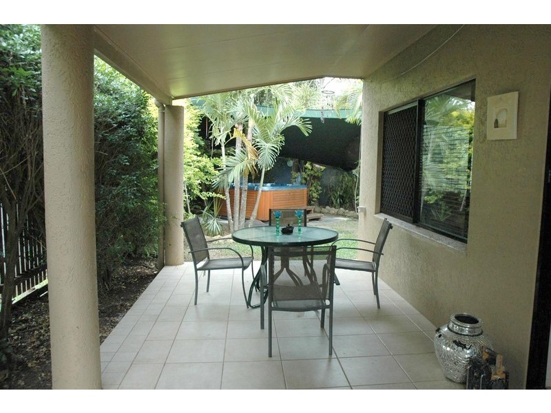 1 Waterlilly Street, Kewarra Beach QLD 4879