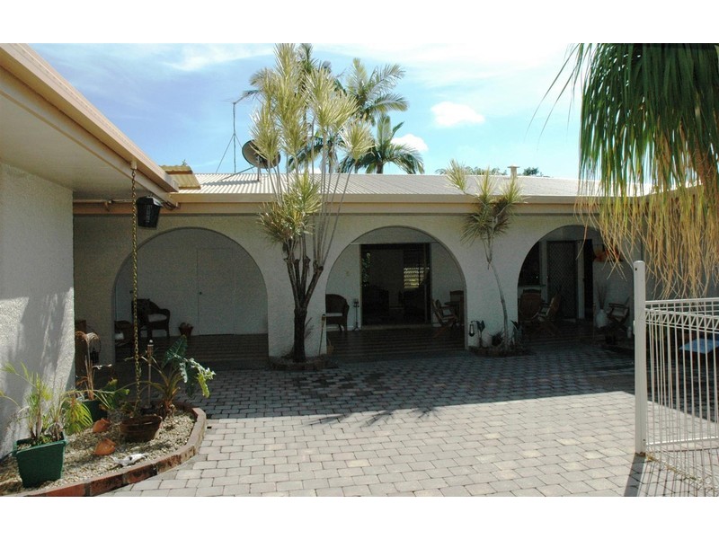 5 Marian Close, Smithfield QLD 4878