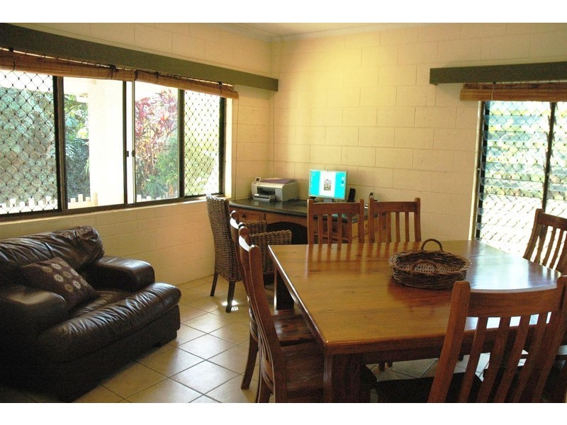 5 Marian Close, Smithfield QLD 4878