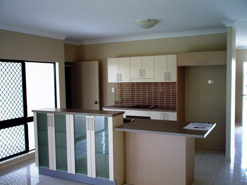 10 Hockey Avenue, Smithfield QLD 4878