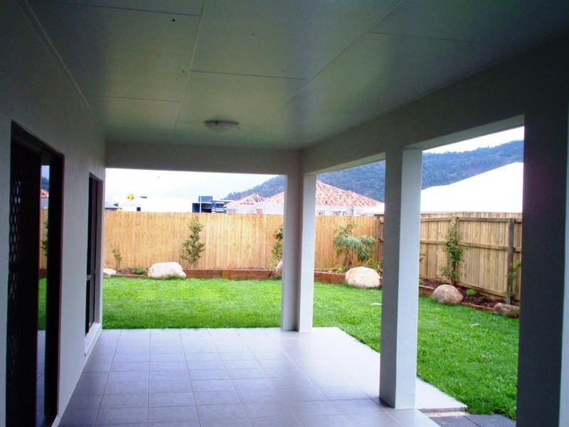 10 Hockey Avenue, Smithfield QLD 4878