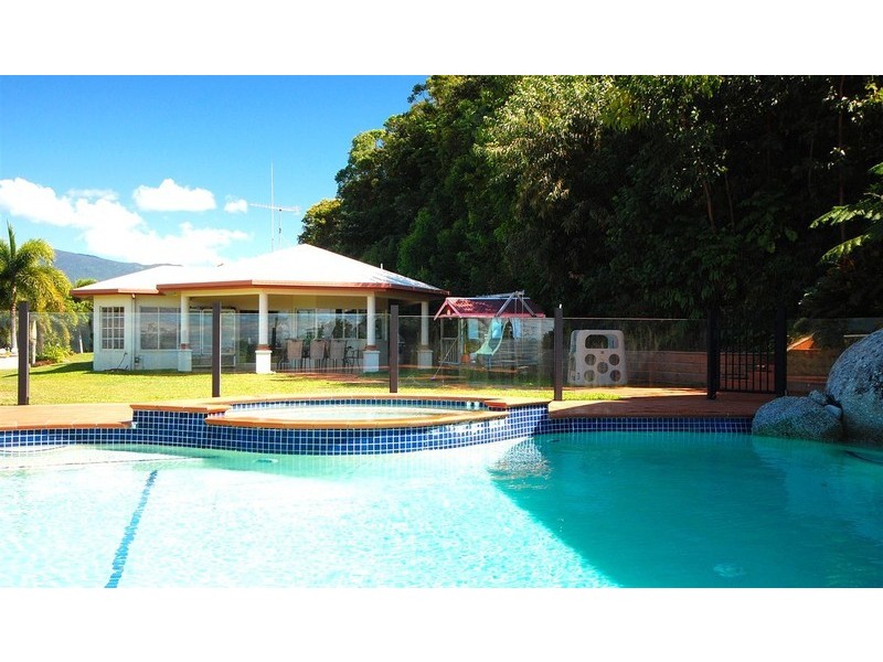 14 Orchard Ave, Rocky Point, Rocky Point QLD 4873