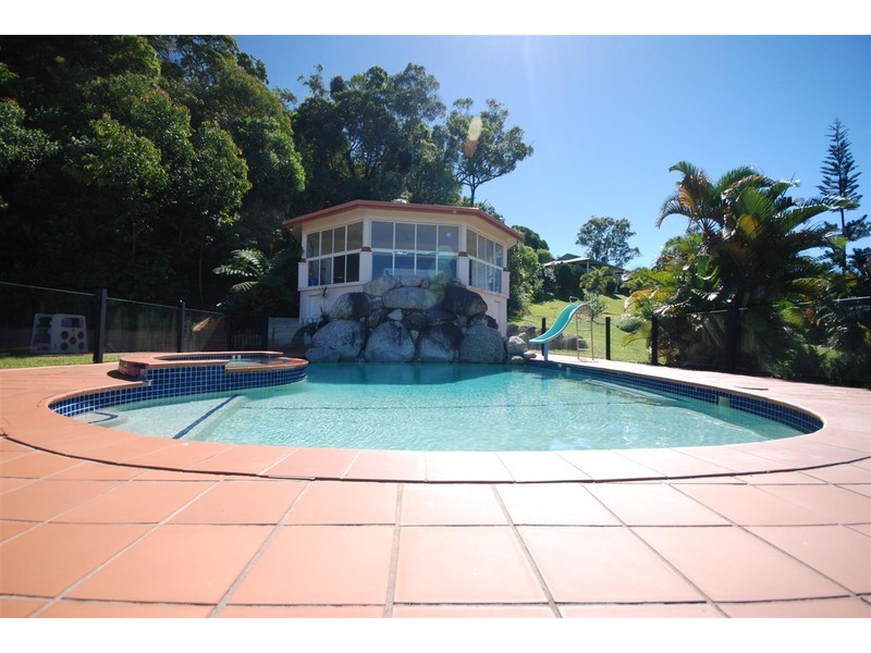 14 Orchard Ave, Rocky Point, Rocky Point QLD 4873