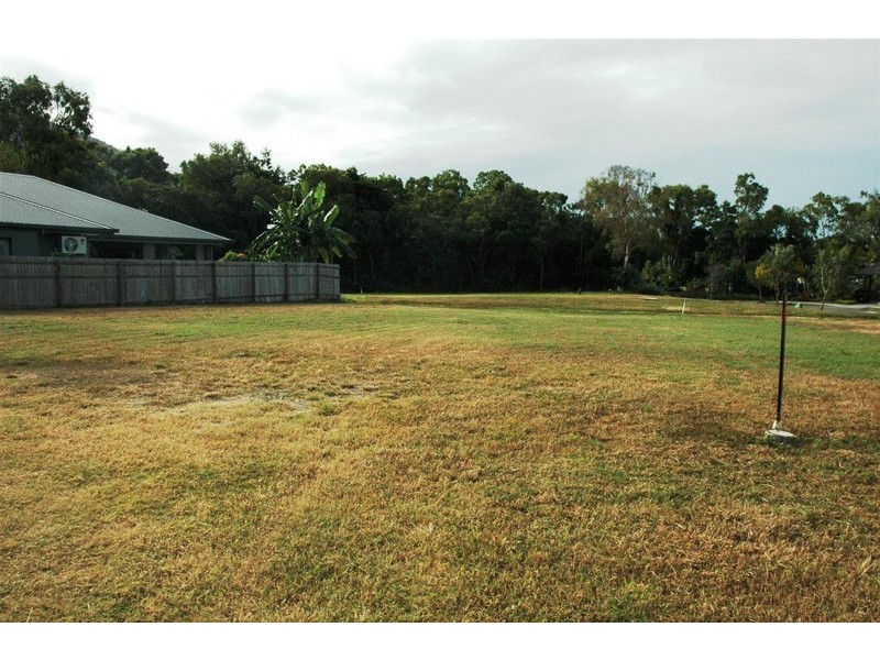 20 Muller Street, Palm Cove QLD 4879
