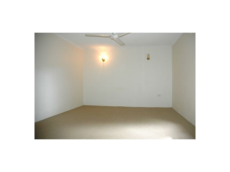 7/16-18 Deauville Close, Yorkeys Knob QLD 4878