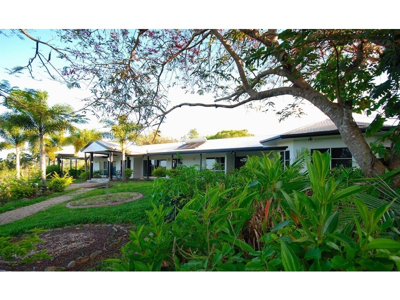 14  Greenhills Road, Kuranda QLD 4881