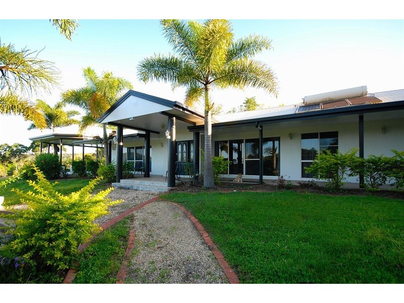 14  Greenhills Road, Kuranda QLD 4881