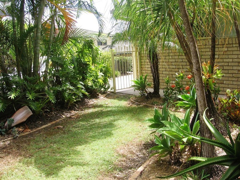 8/18 NAVARS STREET, Reedy Creek QLD 4227