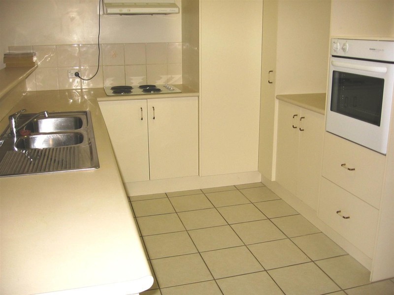 8/18 NAVARS STREET, Reedy Creek QLD 4227