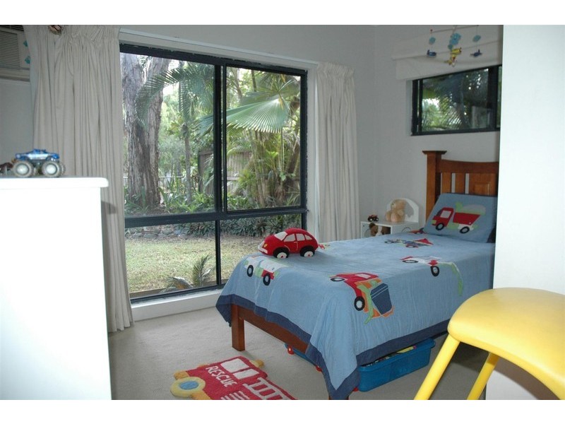 44 Rudder Close, Clifton Beach QLD 4879
