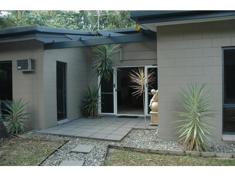 44 Rudder Close, Clifton Beach QLD 4879