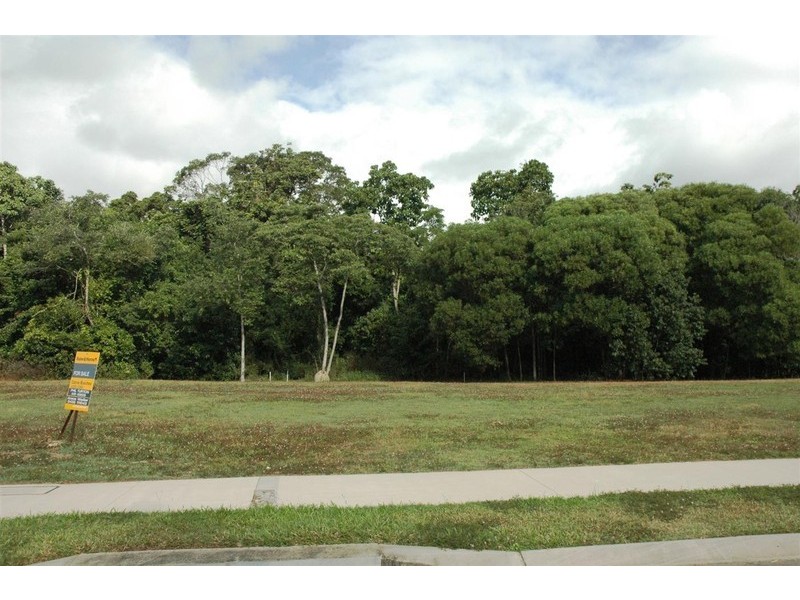25 Muller Street, Palm Cove QLD 4879