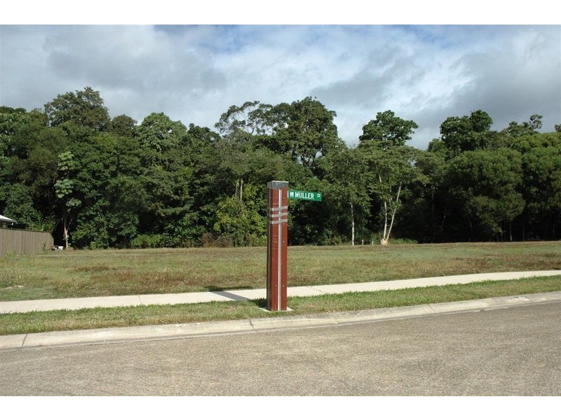 25 Muller Street, Palm Cove QLD 4879