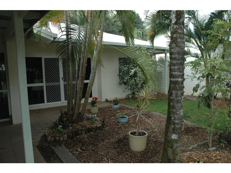10/2 (31) Lake Placid Road, Caravonica QLD 4878