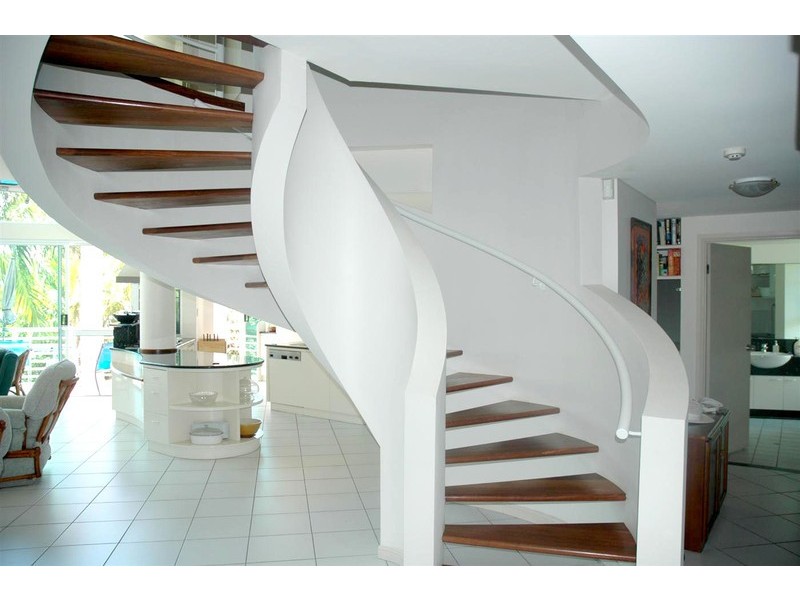 18/2 Deauville Close, Yorkeys Knob QLD 4878