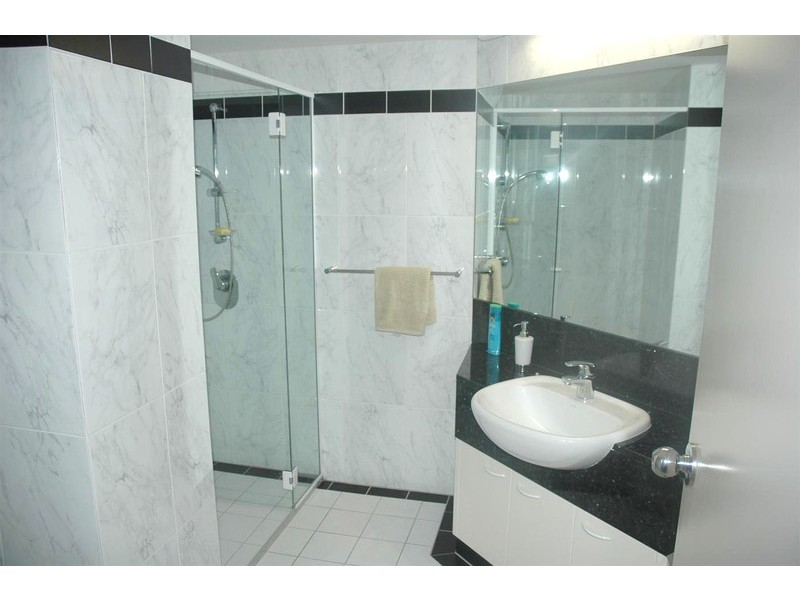 18/2 Deauville Close, Yorkeys Knob QLD 4878