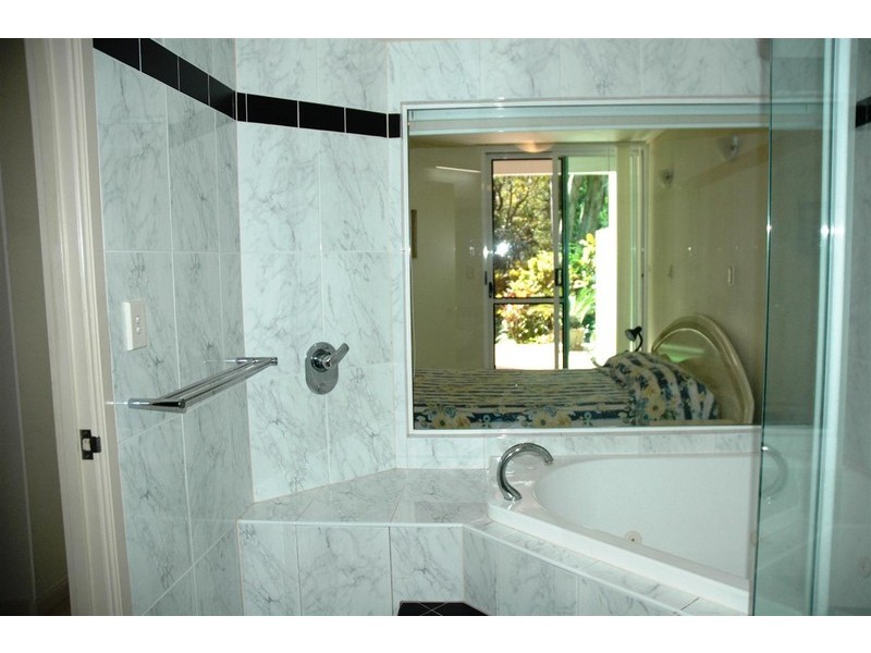 2/2 Deauville Close, Yorkeys Knob QLD 4878