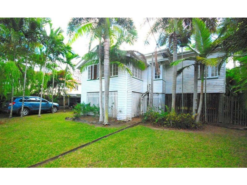 112 Woodward Street, Edge Hill QLD 4870