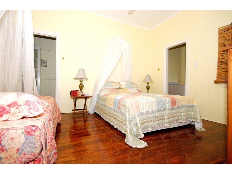 112 Woodward Street, Edge Hill QLD 4870