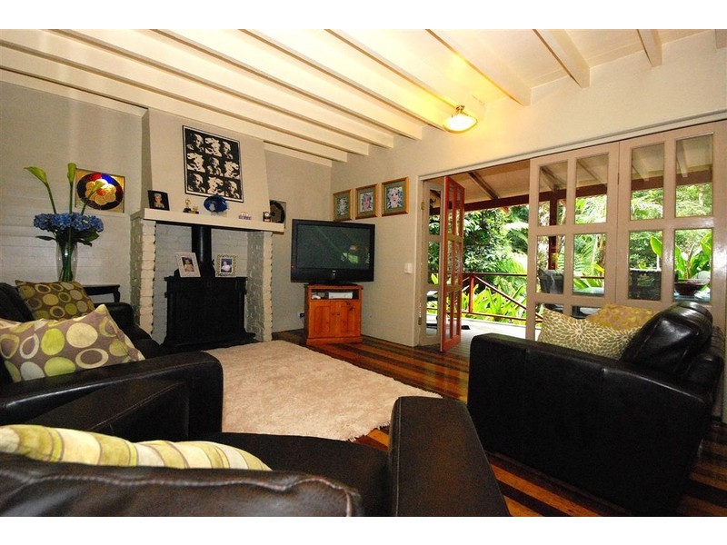 11 Weir Road, Kuranda QLD 4881