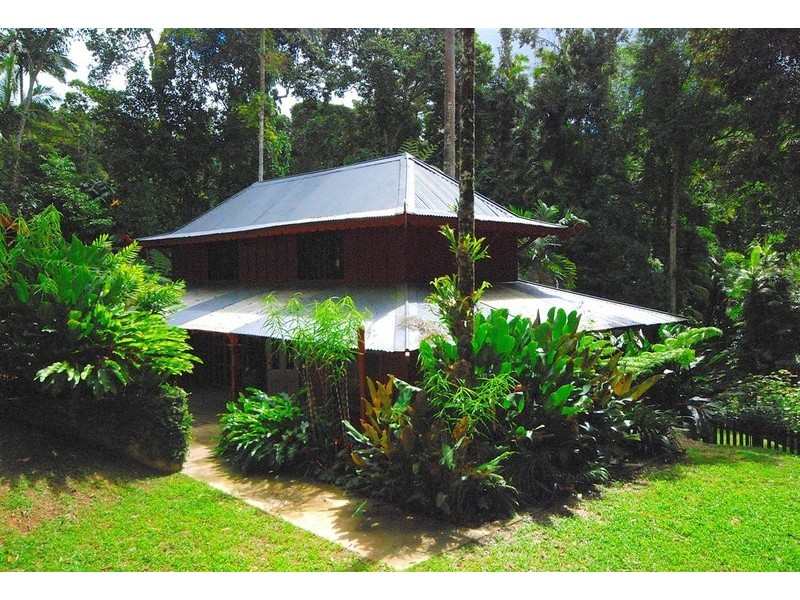 11 Weir Road, Kuranda QLD 4881
