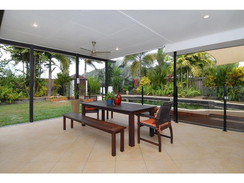 10 Warana Close, Kewarra Beach QLD 4879
