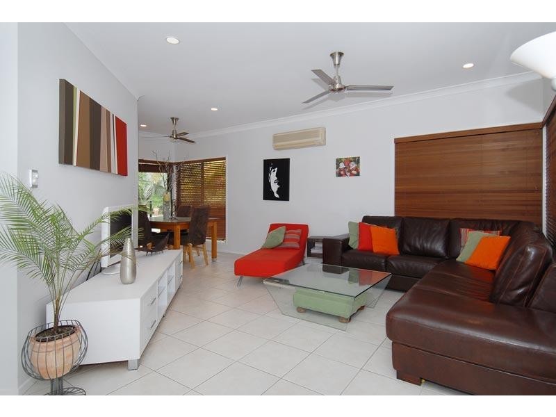 10 Warana Close, Kewarra Beach QLD 4879