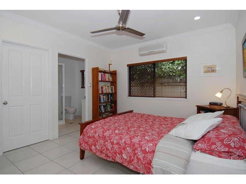 10 Warana Close, Kewarra Beach QLD 4879
