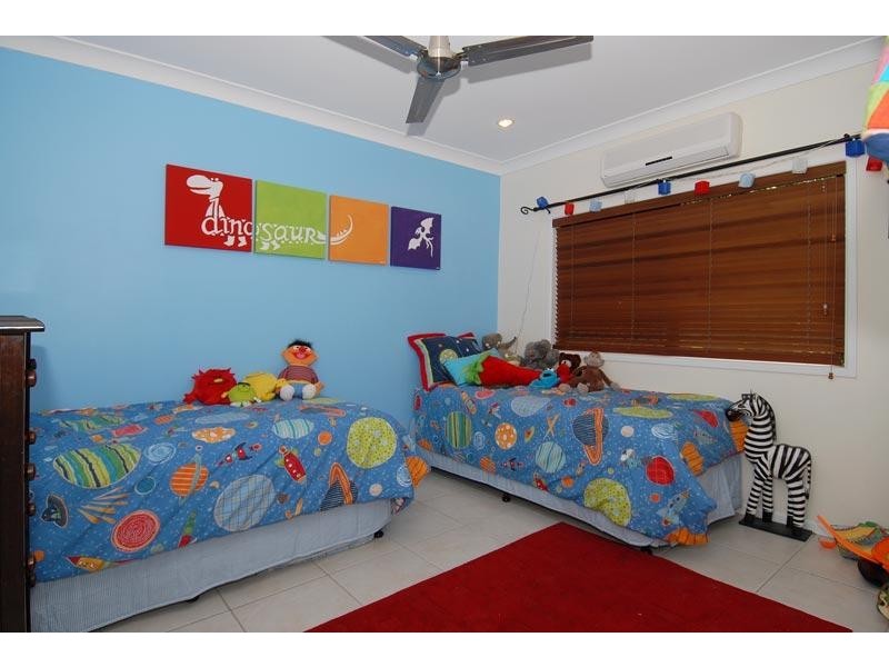 10 Warana Close, Kewarra Beach QLD 4879