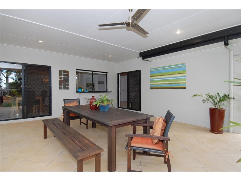 10 Warana Close, Kewarra Beach QLD 4879
