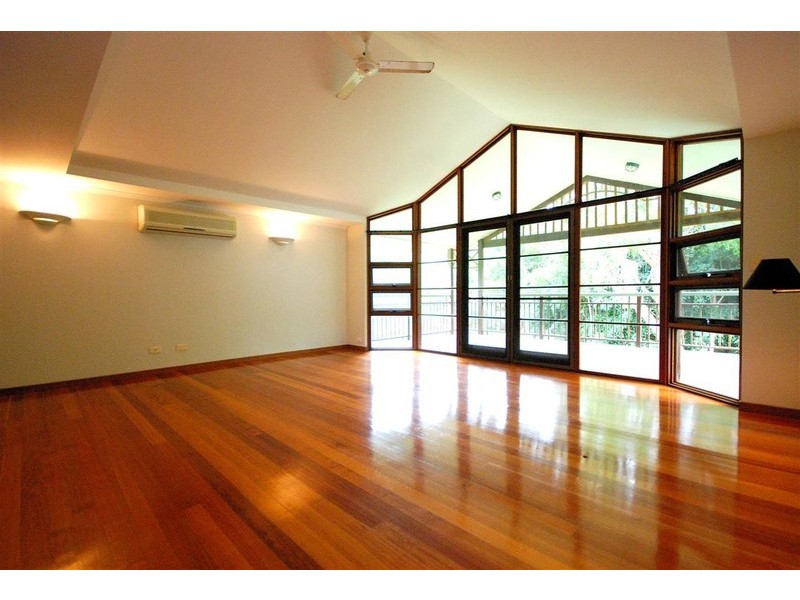 55  Yule Avenue, Clifton Beach QLD 4879