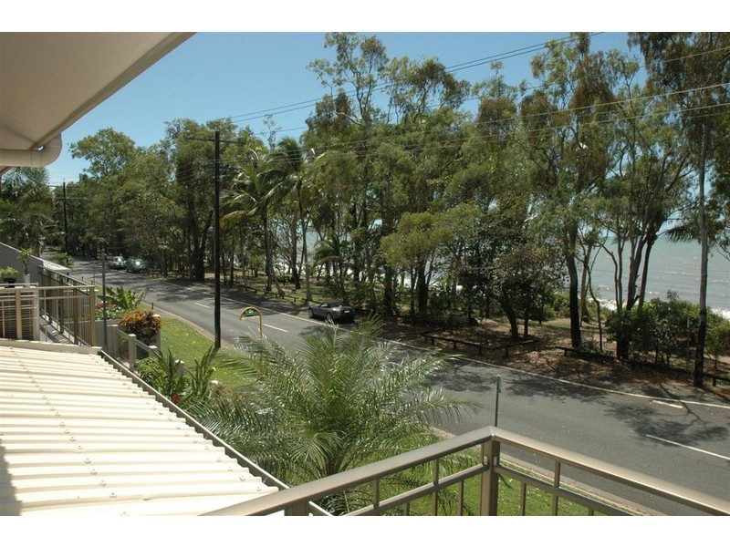 Unit 7 101 Arlington Esp, Clifton Beach QLD 4879