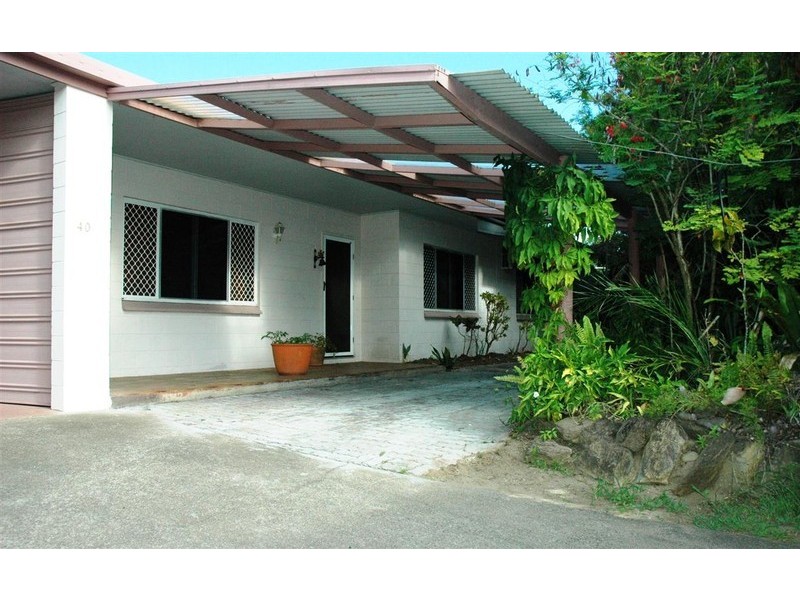 40 Oleander Street, Holloways Beach QLD 4878