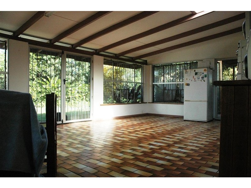 40 Oleander Street, Holloways Beach QLD 4878