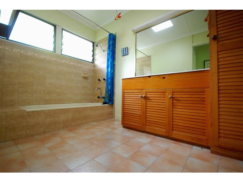 76 Cadagi Drive, Kuranda QLD 4881