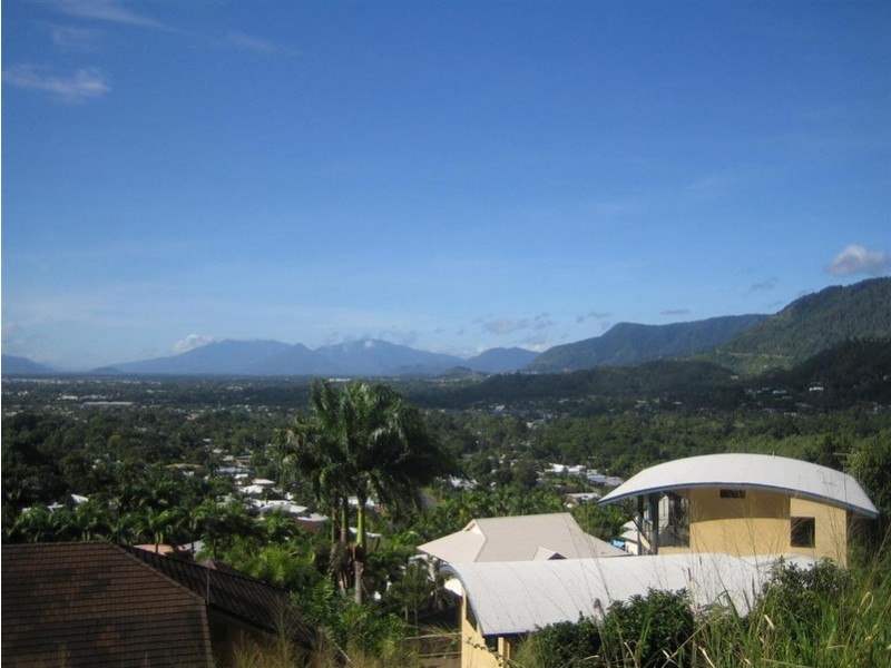 11 Knott Court, Whitfield QLD 4870