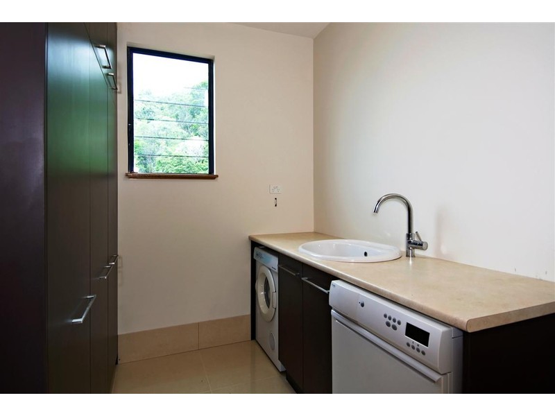 18 Savannah Street, Palm Cove QLD 4879