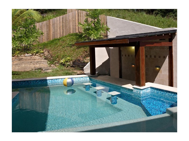 18 Savannah Street, Palm Cove QLD 4879