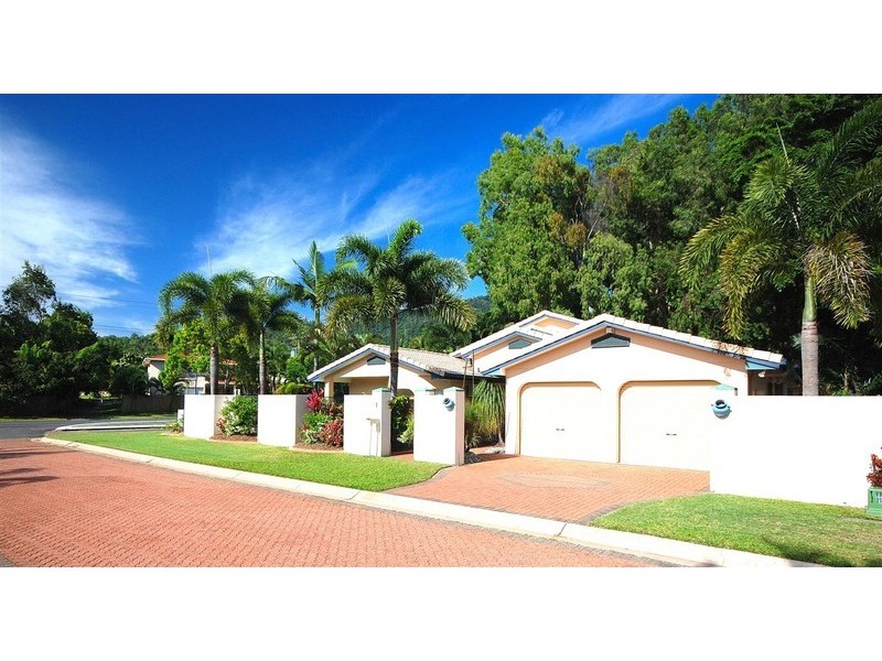 1 Whitehaven Court, Clifton Beach QLD 4879