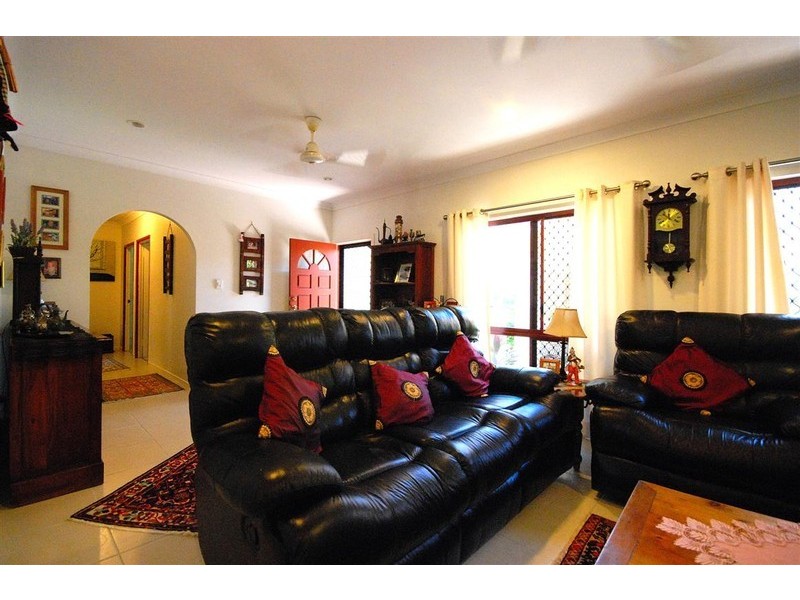6 Whale Close, Kewarra Beach QLD 4879