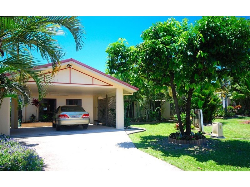 6 Whale Close, Kewarra Beach QLD 4879