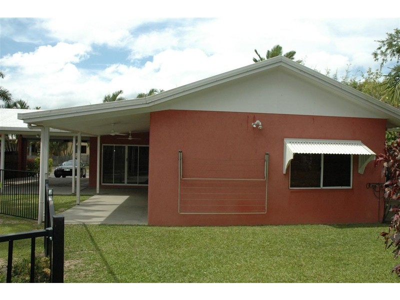 14 Dolphin Close, Kewarra Beach QLD 4879