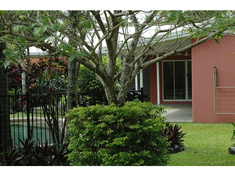 14 Dolphin Close, Kewarra Beach QLD 4879