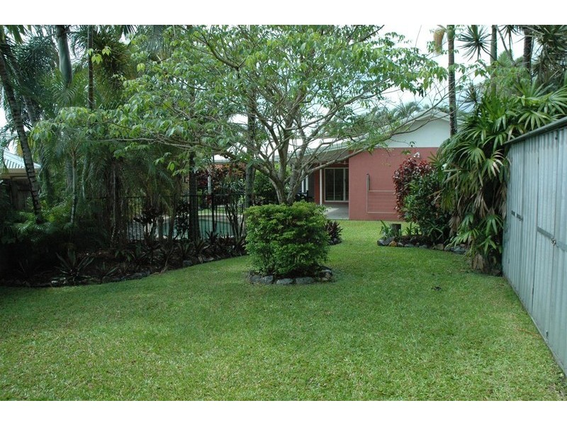 14 Dolphin Close, Kewarra Beach QLD 4879