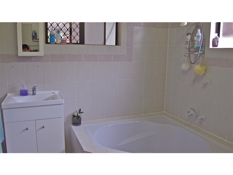 69 Survey Street, Smithfield QLD 4878