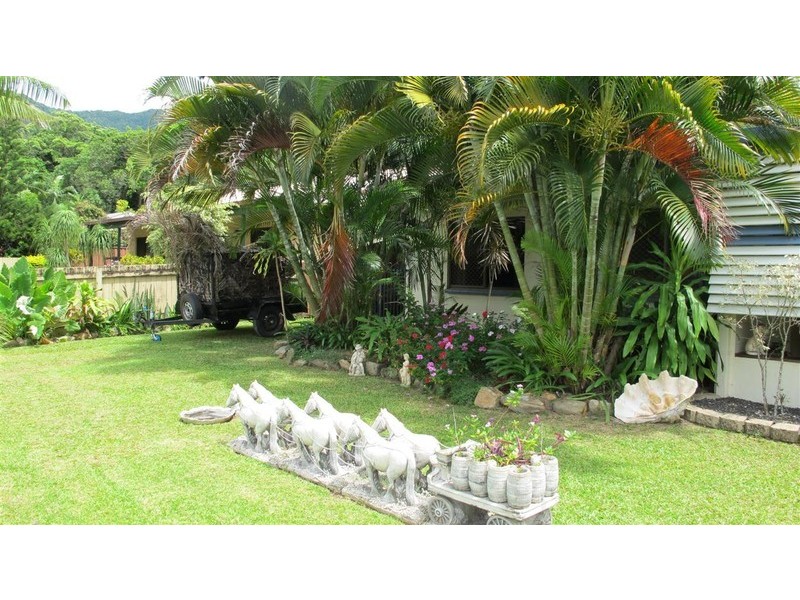 69 Survey Street, Smithfield QLD 4878