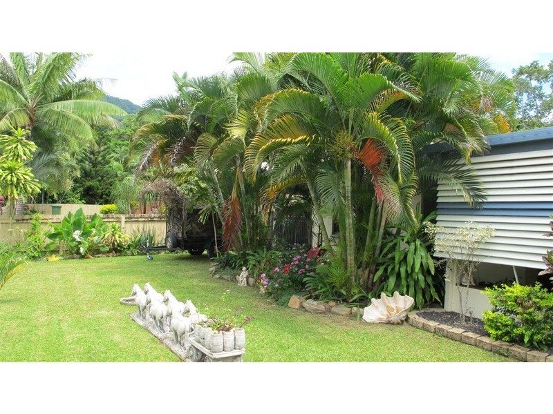 69 Survey Street, Smithfield QLD 4878