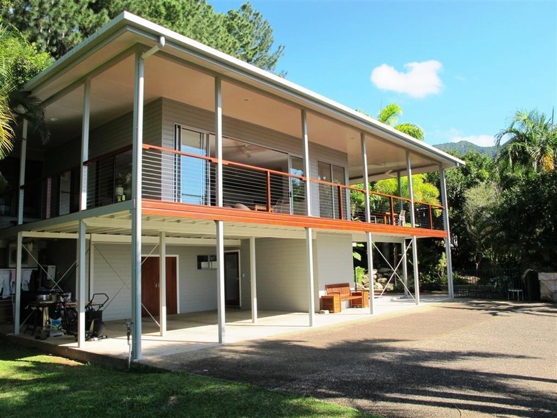 5 Langsat Close, Smithfield QLD 4878